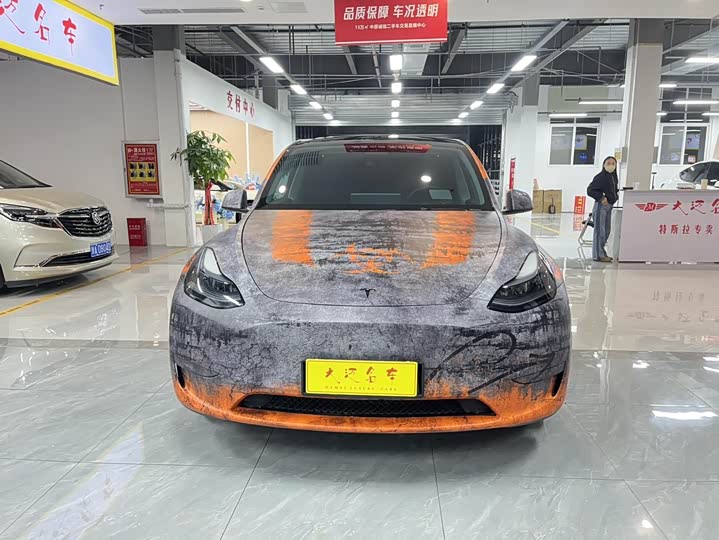 Фото 3 - Tesla Model Y