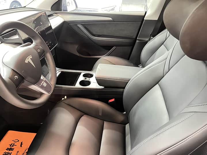 Фото 5 - Tesla Model Y