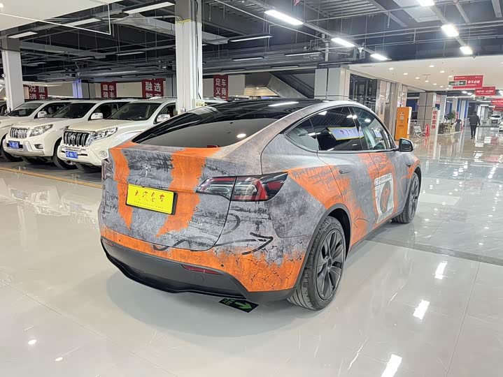 Фото 8 - Tesla Model Y