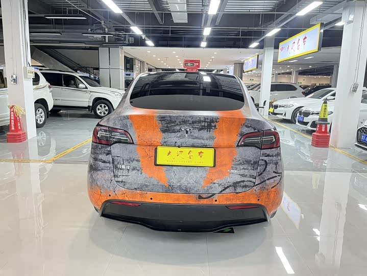 Фото 9 - Tesla Model Y