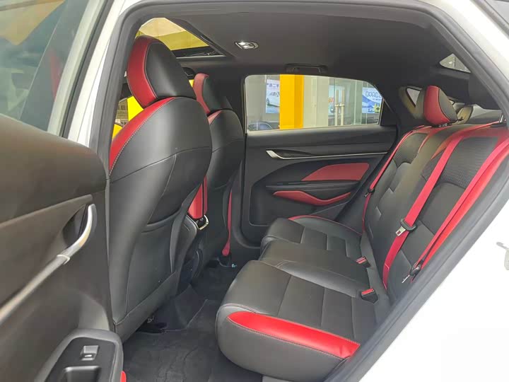 Фото 5 - Geely Binrui