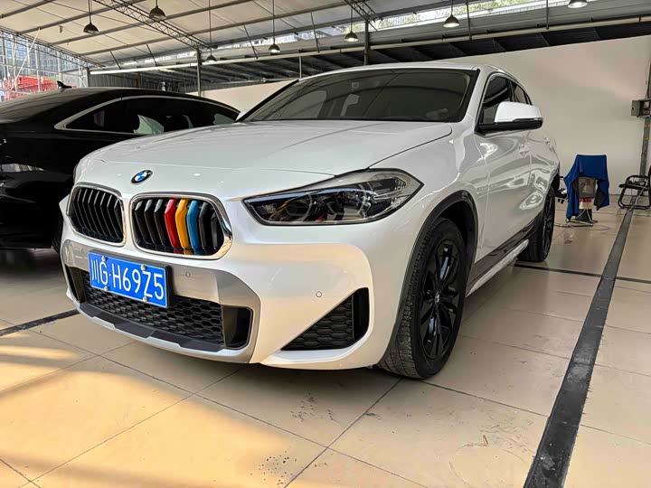 Фото 1 - BMW X2