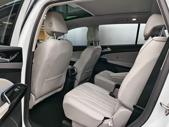 Фото 9 - Volkswagen ID.6 X