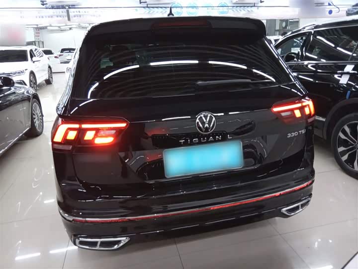 Фото 6 - Volkswagen Tiguan L Pro