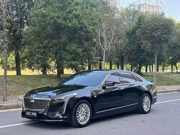 Фото 1 - Cadillac CT6