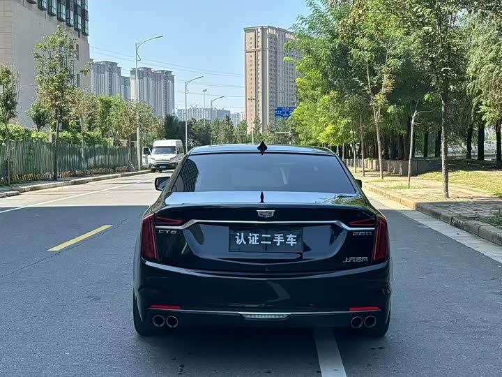 Фото 8 - Cadillac CT6