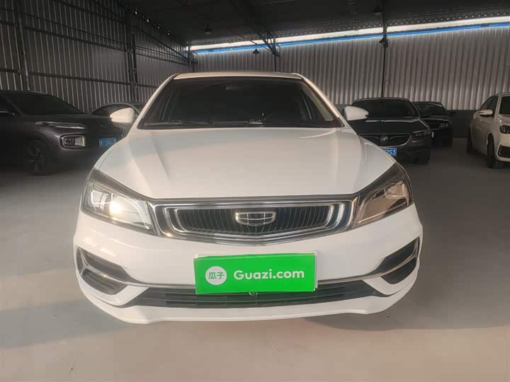 Фото 3 - Geely Emgrand