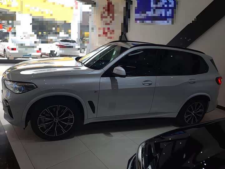 Фото 5 - BMW X5