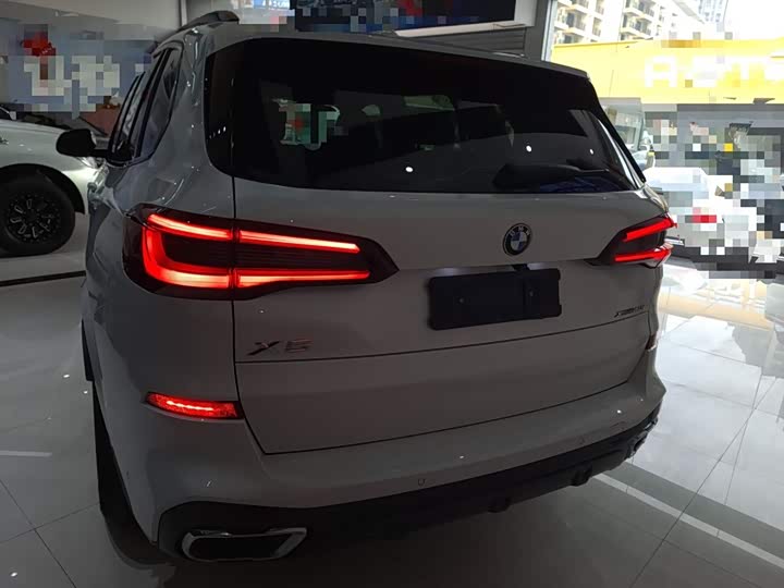 Фото 6 - BMW X5