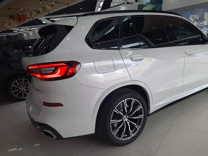 Фото 7 - BMW X5