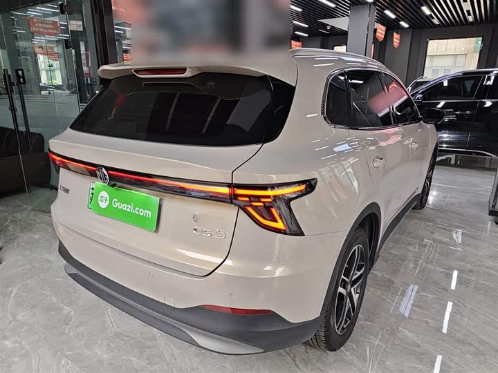 Фото 7 - MG Motor ES5