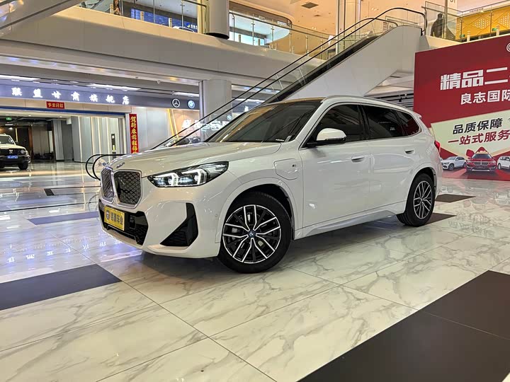 Фото 3 - BMW iX1