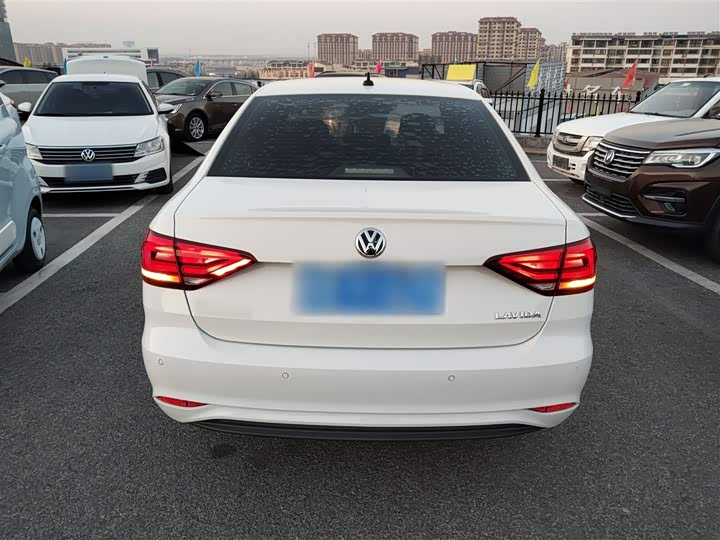 Фото 6 - Volkswagen Lavida