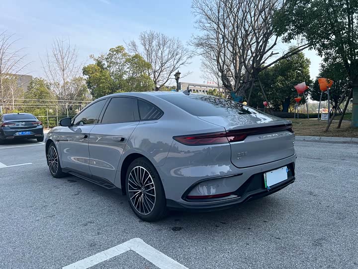 Фото 7 - BYD Han