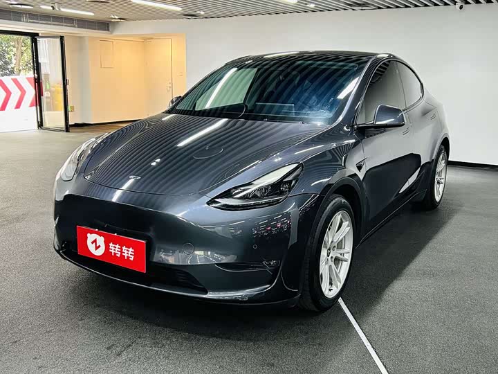 Фото 1 - Tesla Model Y
