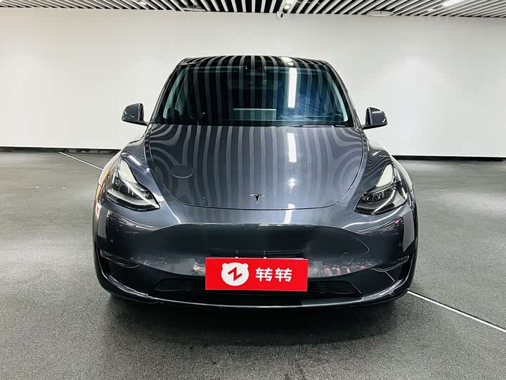 Фото 2 - Tesla Model Y