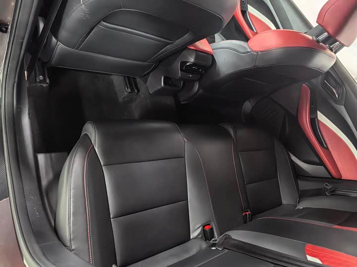 Фото 6 - MG Motor 5