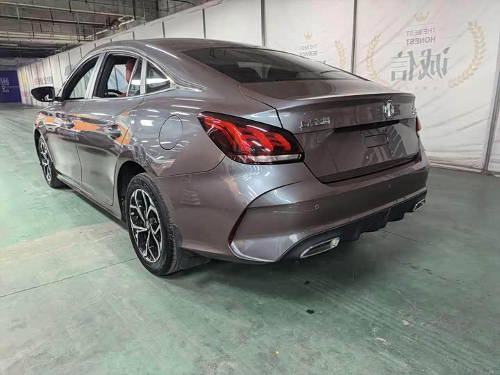 Фото 9 - MG Motor 5