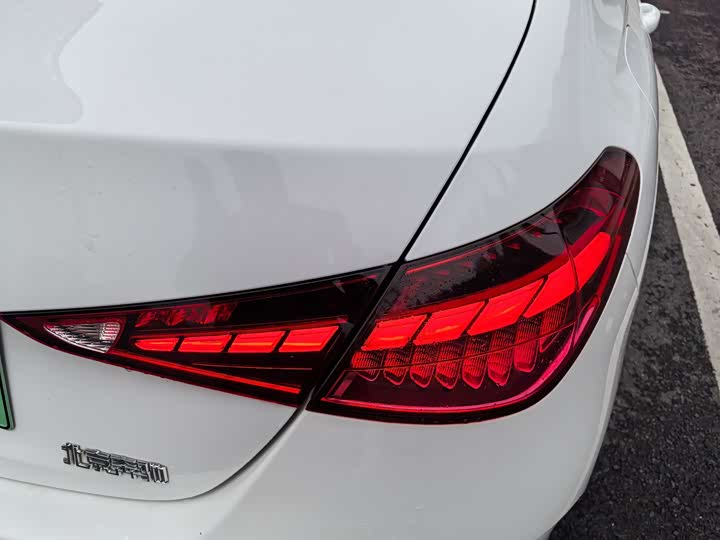 Фото 9 - Mercedes-Benz C-Class Hybrid