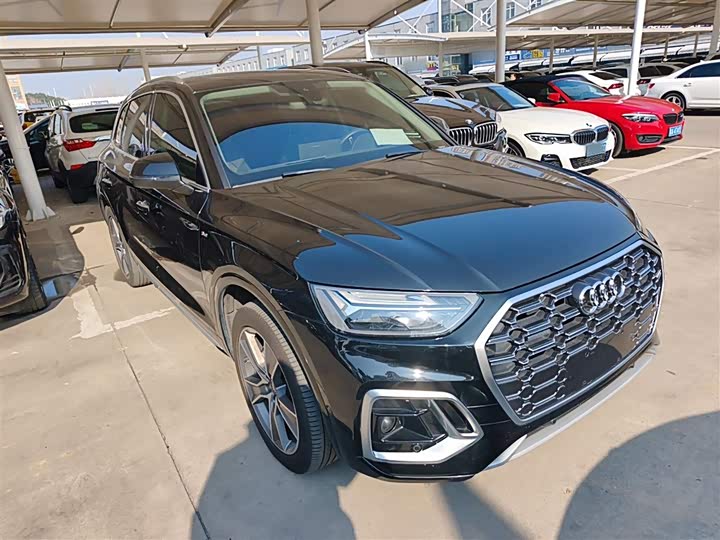 Фото 4 - Audi Q5L