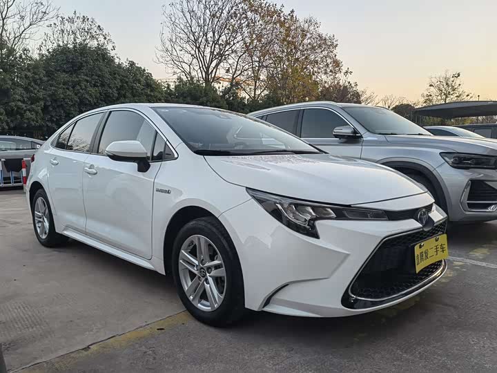 Фото 3 - Toyota Levin