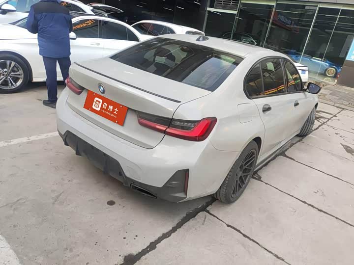 Фото 2 - BMW 3 Series