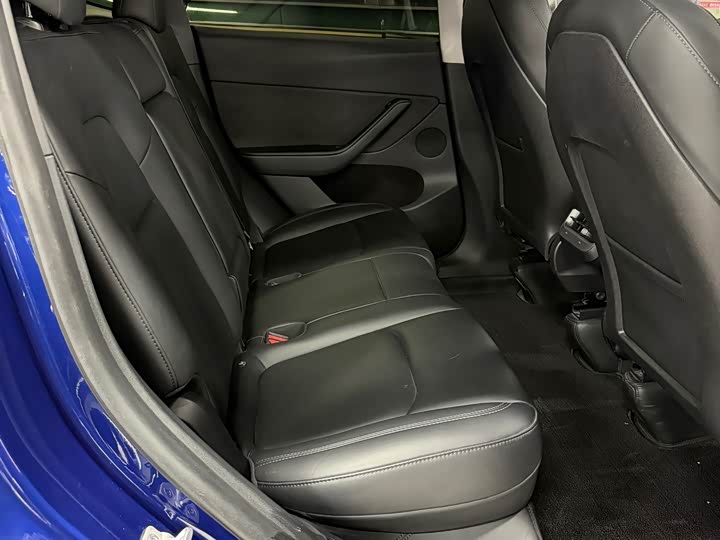 Фото 6 - Tesla Model Y