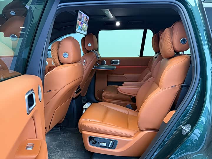 Фото 8 - LiXiang L9