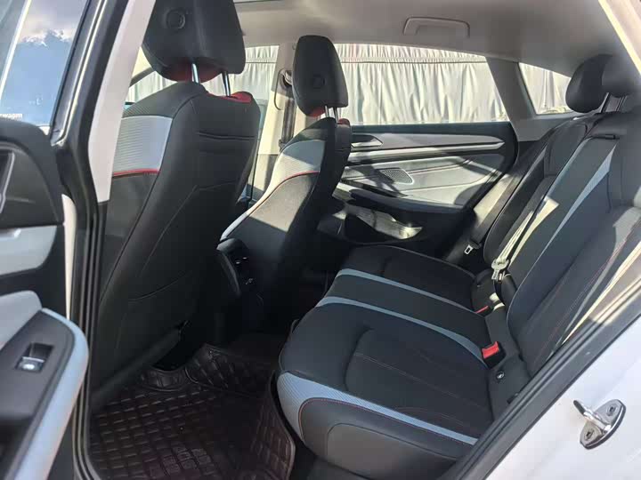 Фото 5 - Volkswagen Lamando L