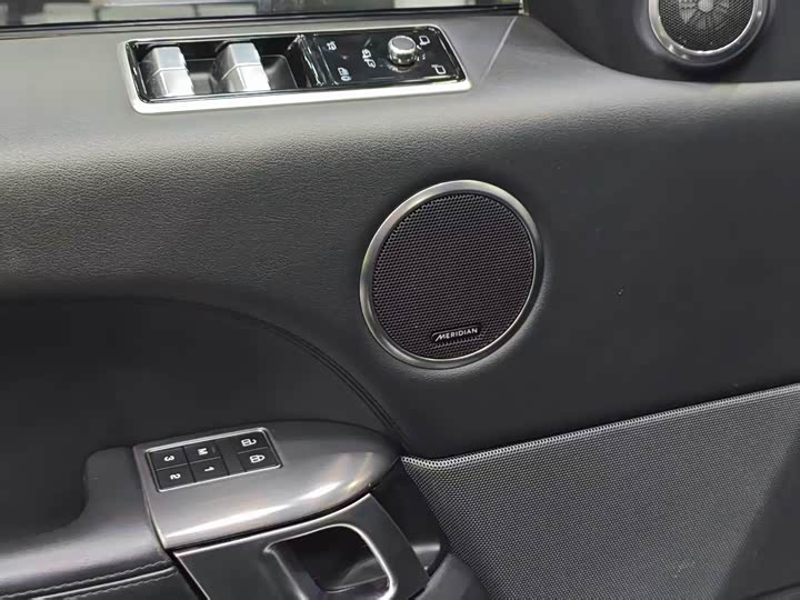 Фото 5 - Land Rover Range Rover Sport