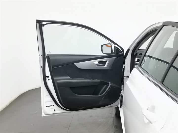 Фото 8 - BYD Qin EV