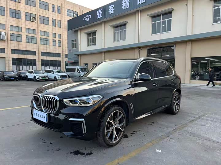Фото 1 - BMW X5