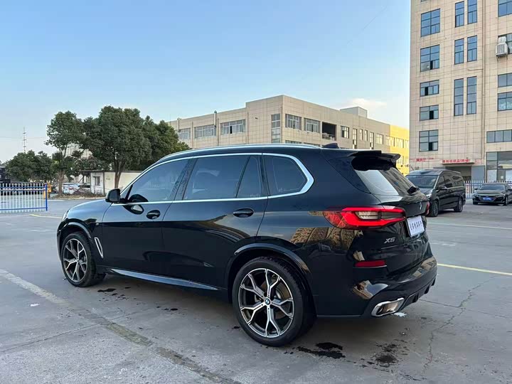 Фото 5 - BMW X5
