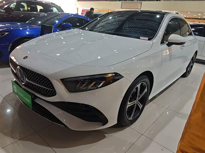 Фото 2 - Mercedes-Benz A-Class