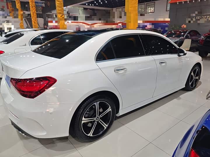 Фото 7 - Mercedes-Benz A-Class