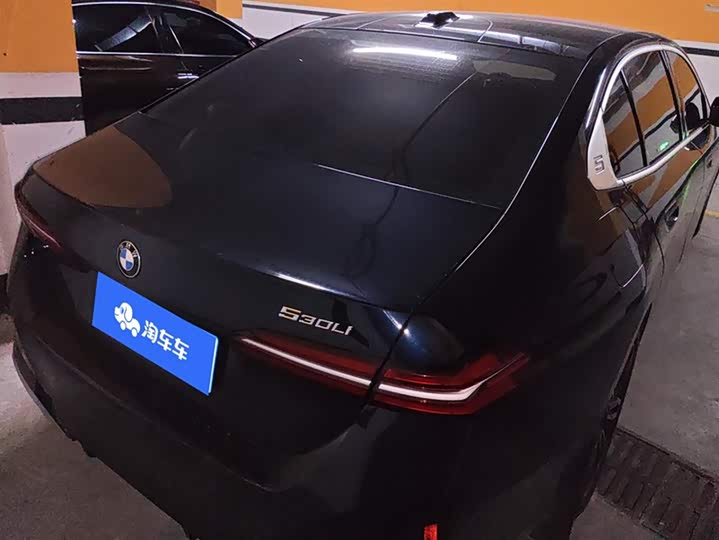 Фото 3 - BMW 5 Series