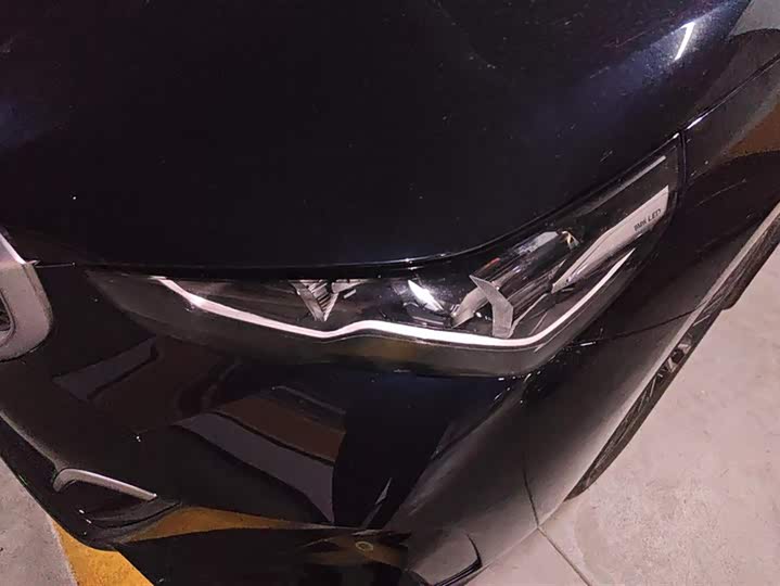 Фото 5 - BMW 5 Series