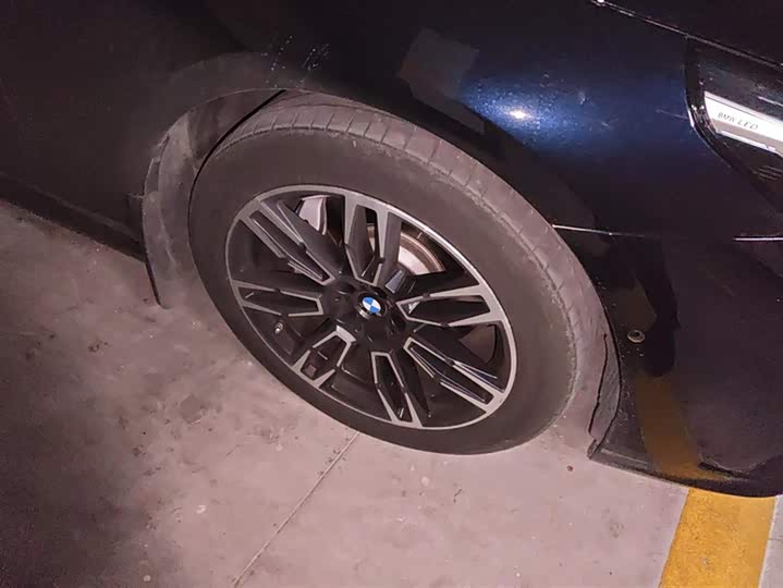 Фото 6 - BMW 5 Series