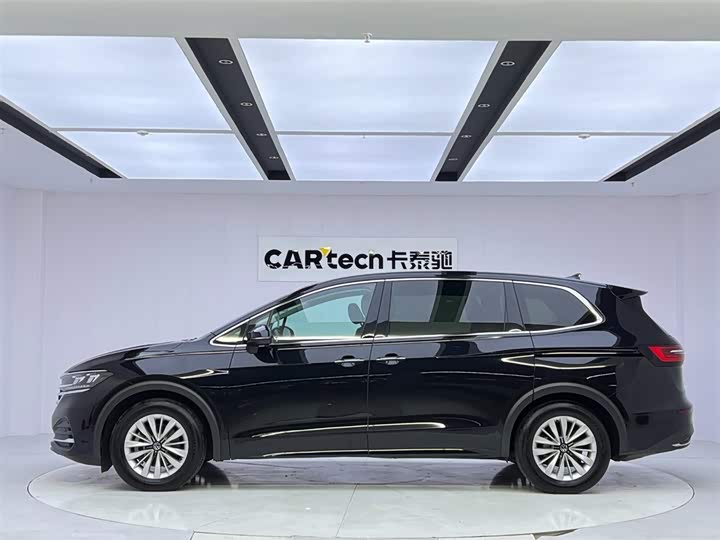 Фото 2 - Volkswagen Viloran