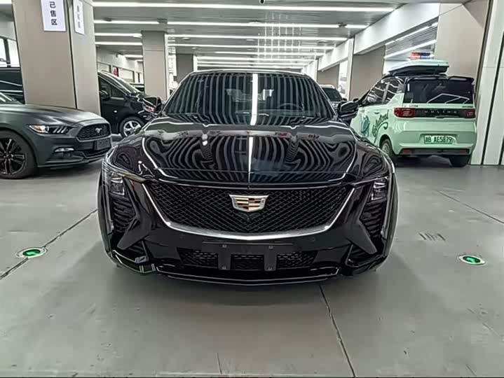 Фото 2 - Cadillac CT5