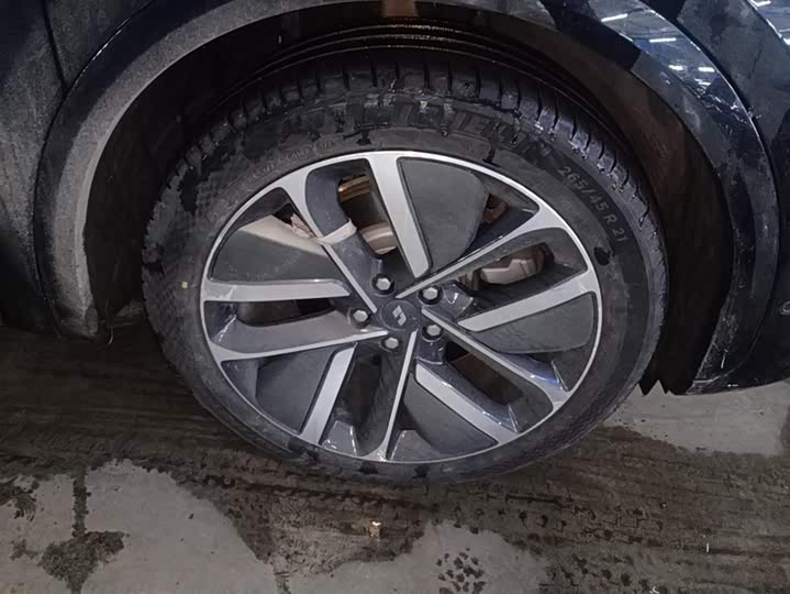 Фото 6 - LiXiang L7