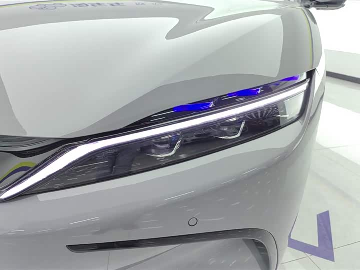 Фото 5 - BYD Han