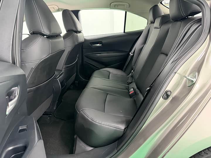 Фото 7 - Toyota Corolla