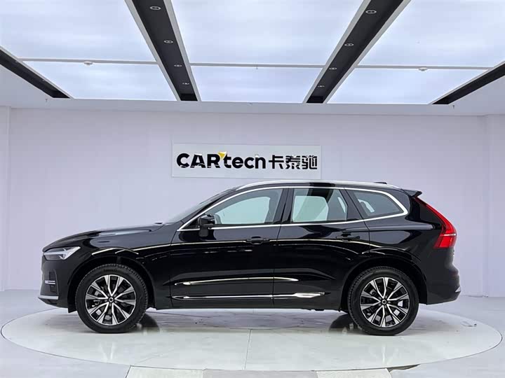 Фото 2 - Volvo XC60