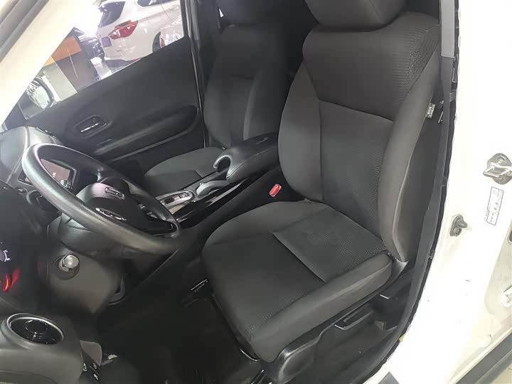 Фото 7 - Honda XR-V