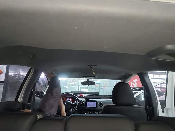 Фото 8 - Honda XR-V