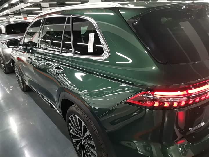 Фото 5 - Geely Monjaro