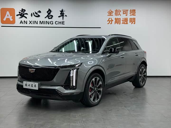 Фото 1 - Cadillac XT5