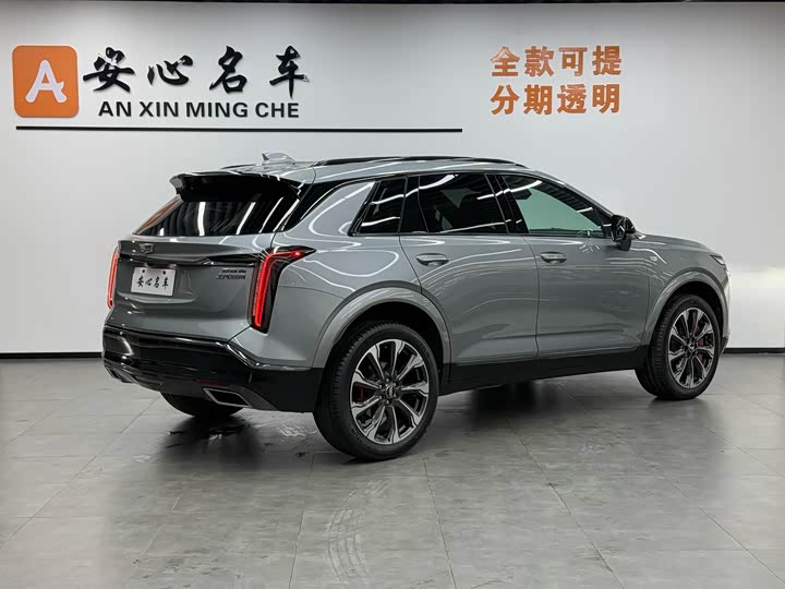 Фото 3 - Cadillac XT5