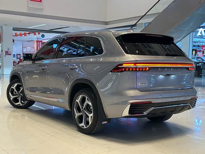 Фото 6 - Geely Monjaro